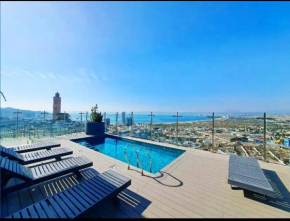 Fabuloso departamento con panorámica vista al mar, a la Herradura y a la ciudad